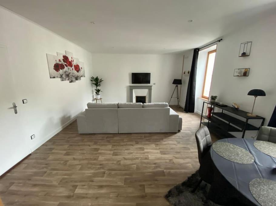 L'Escale Zen Apartment Tulle Bagian luar foto
